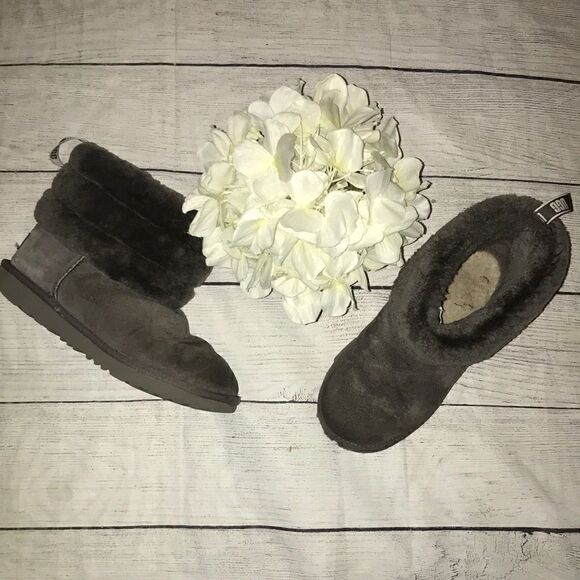 UGG Kids' Fluff Mini Quilted Boots Charcoal - Picture 1 of 11